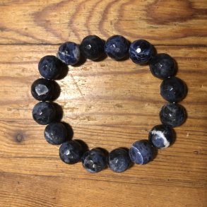 Sodalit armbnd 12mm kugle facetteret